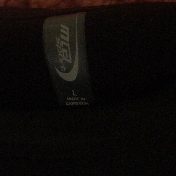 Super comfy long sleeve - Picture 2 of 2